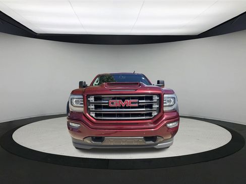 Used 2017 GMC Sierra 1500 SLT image 2