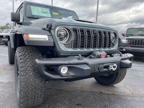 New 2026 Jeep Wrangler Unlimited Rubicon 392 w/ Quick Order Package 27X Moab AWD/4WD image 54