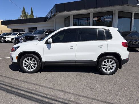 Used 2017 Volkswagen Tiguan S AWD/4WD image 2