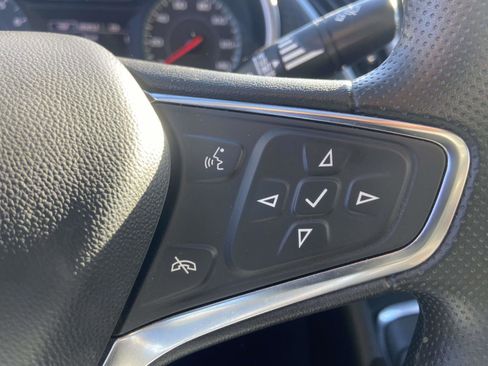 Used 2025 Chevrolet Malibu LT image 23