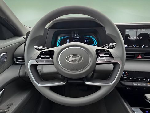 New 2026 Hyundai Elantra Hybrid FWD image 28