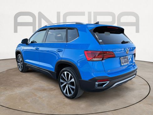 Certified 2023 Volkswagen Taos SE w/ Panoramic Sunroof Package image 8