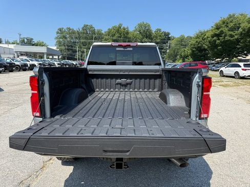 New 2026 Chevrolet Silverado 2500 ZR2 w/ LPO, Dark Essentials Package AWD/4WD image 29