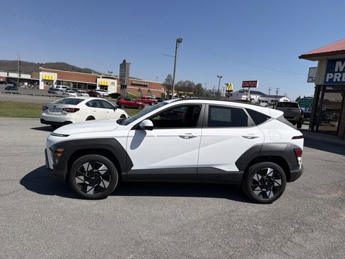 Used 2025 Hyundai Kona SEL image 10