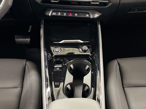New 2026 Audi Q3 quattro 2.0T AWD/4WD image 13