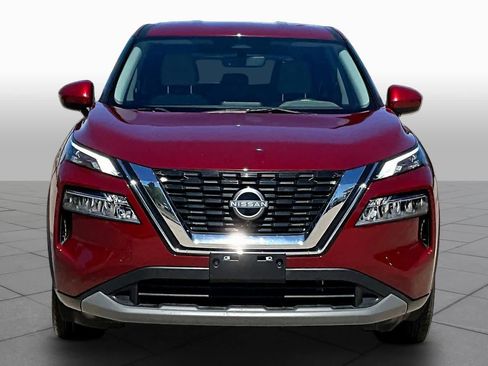 Used 2023 Nissan Rogue SV image 4