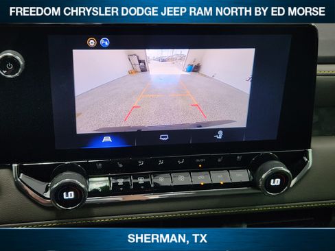 Used 2026 Chevrolet Colorado ZR2 AWD/4WD image 12