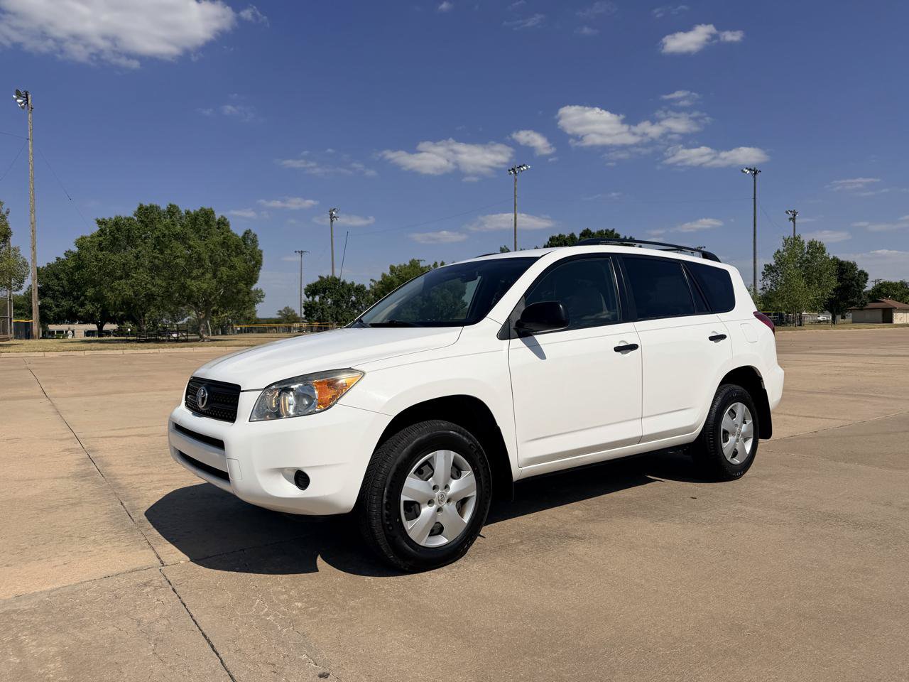 Used 2007 Toyota RAV4 2WD image 3