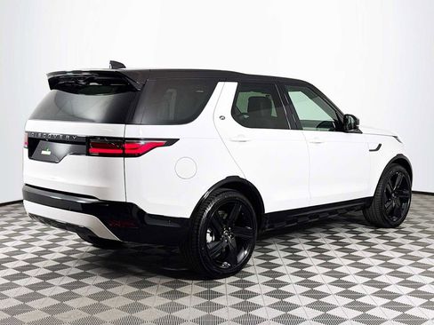 New 2025 Land Rover Discovery Dynamic SE AWD/4WD image 4