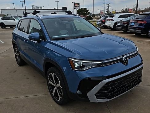 New 2026 Volkswagen Taos SEL AWD/4WD image 3