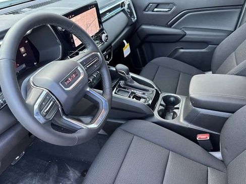 New 2026 GMC Canyon Elevation image 10