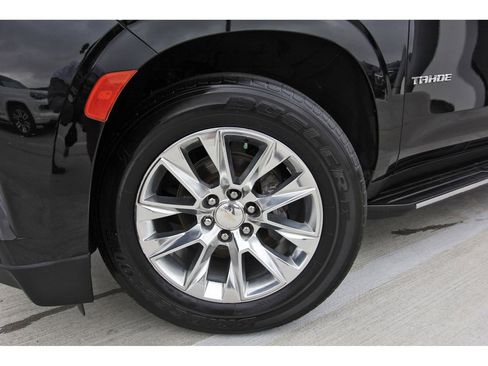 Used 2021 Chevrolet Tahoe Premier w/ Premium Package image 30