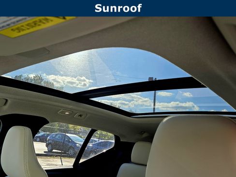 New 2026 Volvo XC40 B5 Plus w/ Protection Package Premier image 19