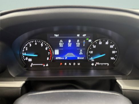 Used 2021 Ford Explorer XLT w/ Equipment Group 202A AWD/4WD image 37