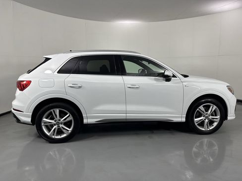 Used 2020 Audi Q3 2.0T Premium Plus AWD/4WD image 38