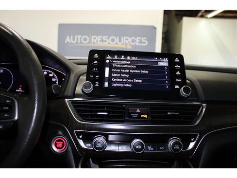 Used 2020 Honda Accord EX image 26