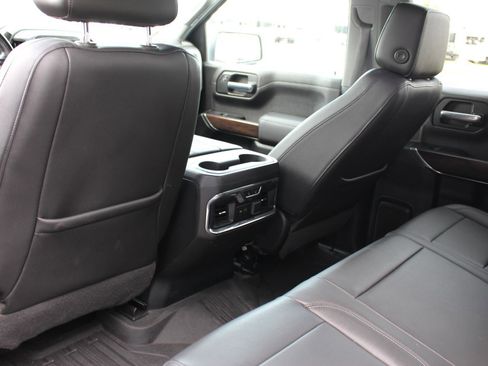 Used 2019 GMC Sierra 1500 SLT w/ SLT Premium Plus Package image 33