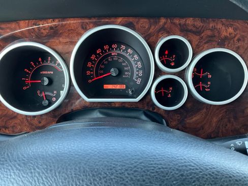 Used 2010 Toyota Tundra 4x4 Double Cab image 18