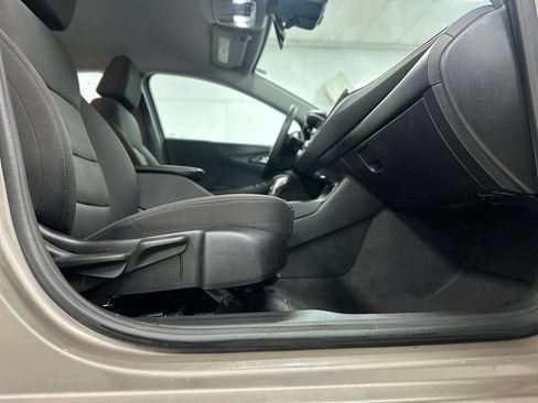 Used 2024 Chevrolet Malibu LT FWD image 21