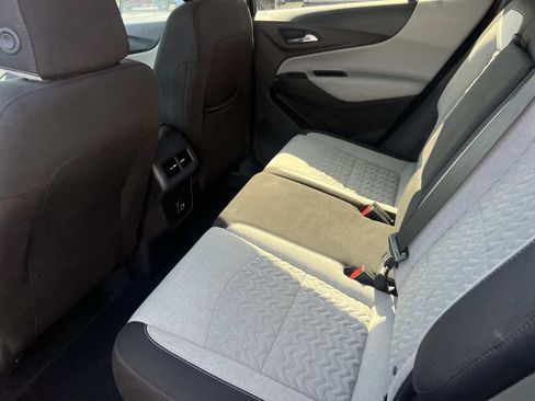 Certified 2024 Chevrolet Equinox LS FWD image 11