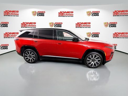 Used 2025 Jeep Wagoneer S Limited AWD/4WD image 19