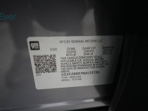 Used 2022 Chevrolet Bolt EUV Premier w/ Sun & Sound Package image 25