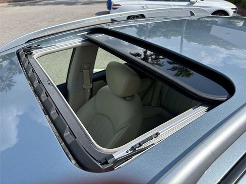 Used 2017 INFINITI QX50 AWD w/ Premium Plus Package image 23