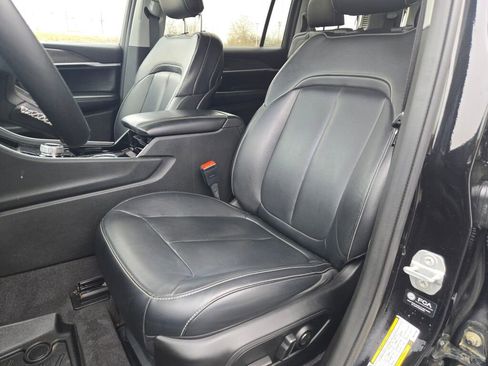 Used 2021 Jeep Grand Cherokee L Limited image 24