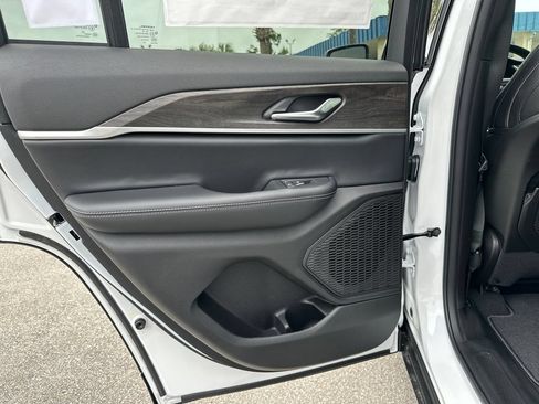 New 2026 Jeep Grand Cherokee Altitude RWD image 13