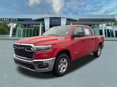 Used 2025 RAM 1500 Big Horn AWD/4WD image 6