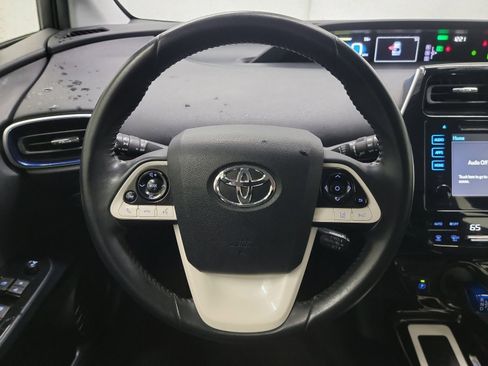 Used 2016 Toyota Prius Two image 17