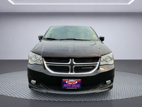 Used 2017 Dodge Grand Caravan Crew FWD image 11
