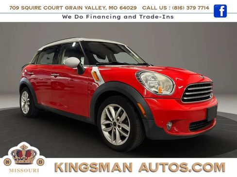 Used 2011 MINI Cooper Countryman FWD image 2