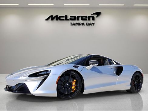 New 2026 McLaren Artura Spider image 2