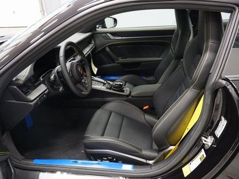 New 2026 Porsche 911 Carrera 4S image 23