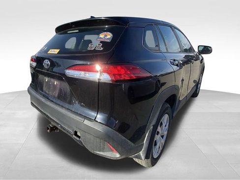 Used 2022 Toyota Corolla Cross L image 9