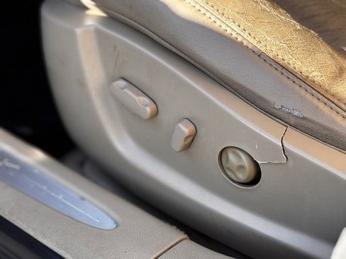 Used 2008 Buick Lucerne CXL w/ Ultra Confidence Package image 5