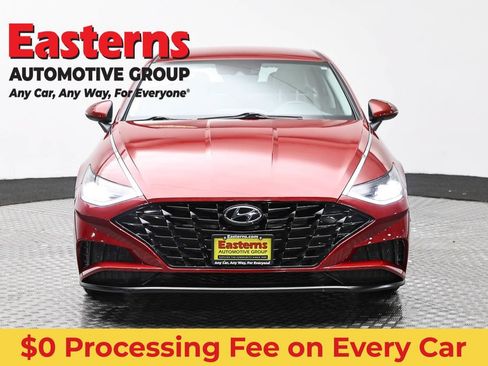 Used 2023 Hyundai Sonata SEL FWD image 2