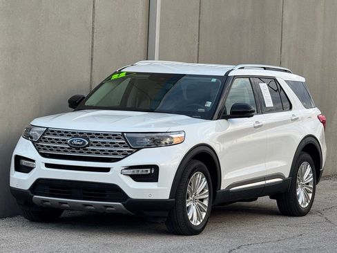 Used 2022 Ford Explorer Limited w/ Equipment Group 301A image 34