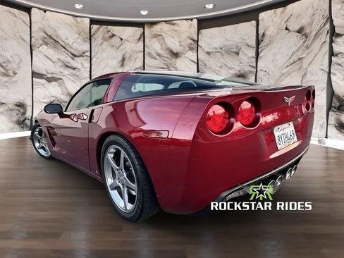 Used 2006 Chevrolet Corvette Coupe w/ Preferred Equipment Group RWD image 22