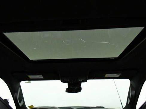 Used 2024 Chevrolet Silverado 3500 High Country w/ Technology Package image 26