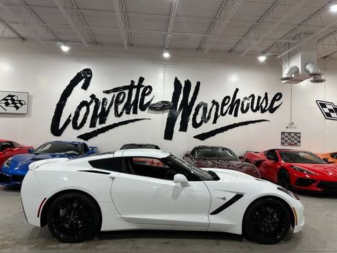 Used 2015 Chevrolet Corvette Stingray Coupe w/ 2LT Preferred Equipment Group image 29