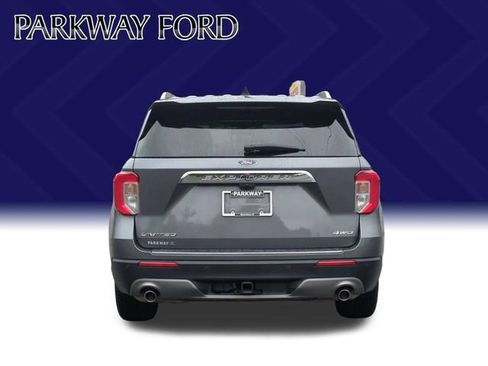 Used 2021 Ford Explorer Limited w/ Equipment Group 301A AWD/4WD image 4