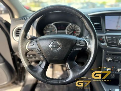 Used 2018 Nissan Pathfinder SL w/ Midnight Edition Package FWD image 24