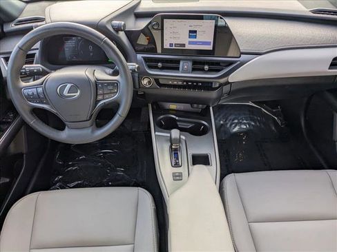 Used 2025 Lexus UX 300h FWD image 15