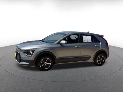 Used 2026 Kia Niro LX FWD image 6