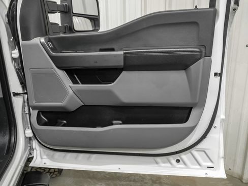 Used 2025 Ford F350 XLT w/ FX4 Off-Road Package AWD/4WD image 43