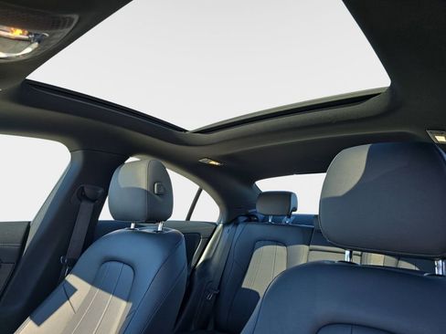 Used 2025 Mercedes-Benz CLA 250 image 31