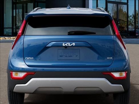 New 2026 Kia Niro EX image 13