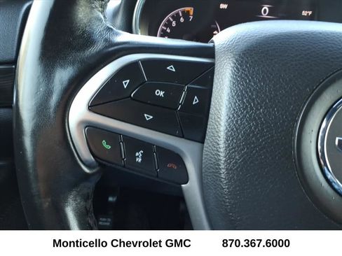 Used 2020 Jeep Grand Cherokee Altitude image 25